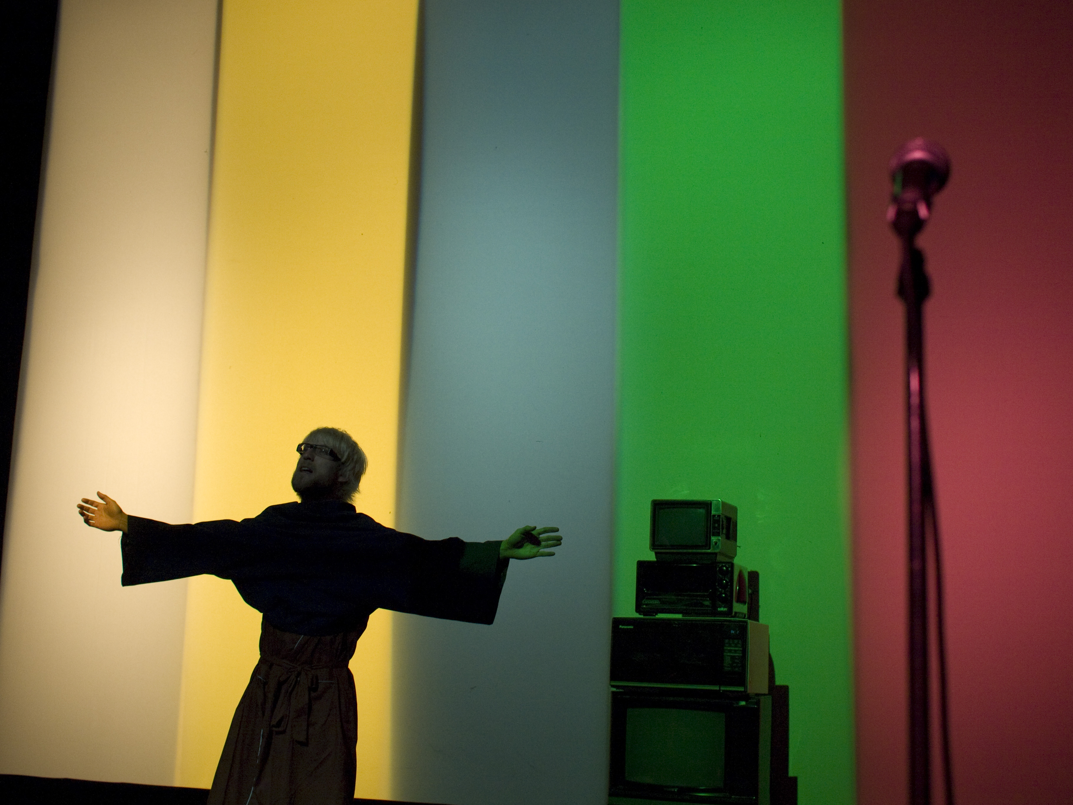 Rompre le charme du petit écran à coup de matraque