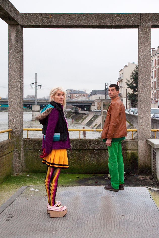 Tentative d&rsquo;humour sans surprise. Les rois du suspense de GRAND MAGASIN