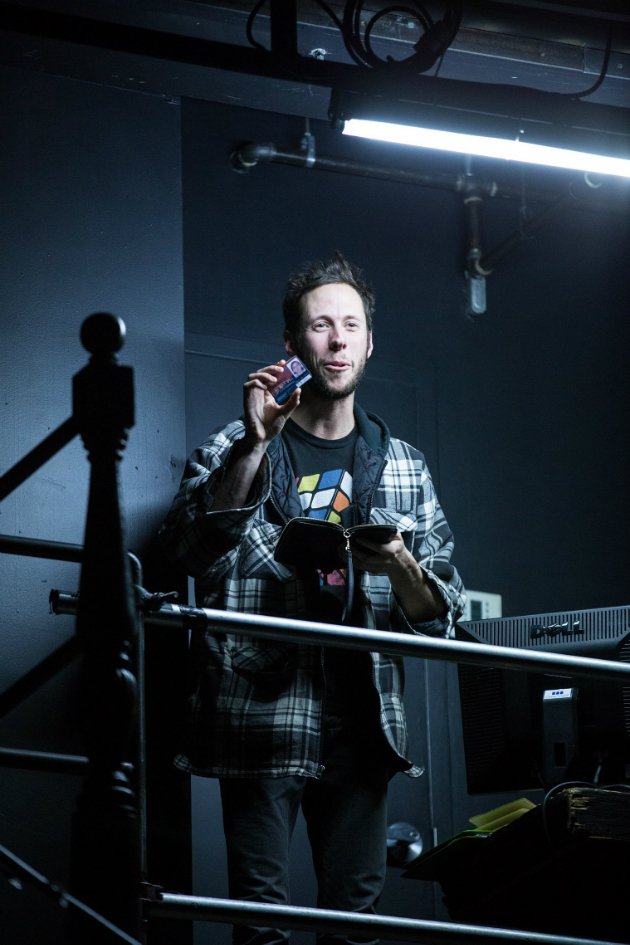 Écoutez-moi, bande de caves. Tranche-cul de Jean-Philippe Baril-Guérard