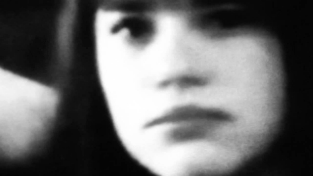 Se confondre. Critique de <em>la fonte</em>, nouveau recueil d&rsquo;Emmanuel Deraps