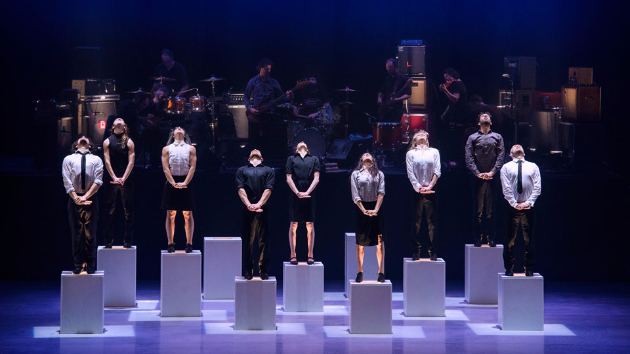 Monumental : toute la vulnérabilité de l’être dans l’endurance des corps