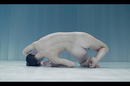 Ausculter la dualité d’une douleur. <em>Pour</em> de Daina Ashbee